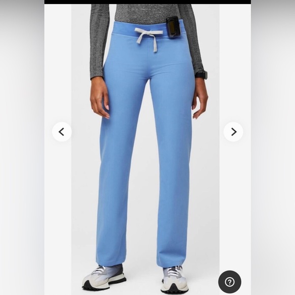 FIGS *New // Never Been Worn!* - Picture 1 of 2